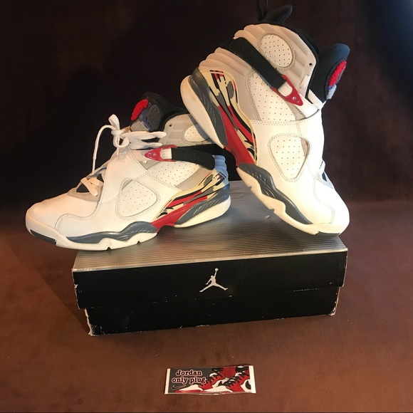 Jordan 8 bugs size 9 - Picture 2 of 5